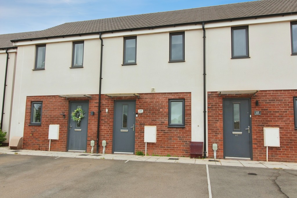 2 bed Mid Terraced House for rent in Devon. From Martin & Co - Exeter