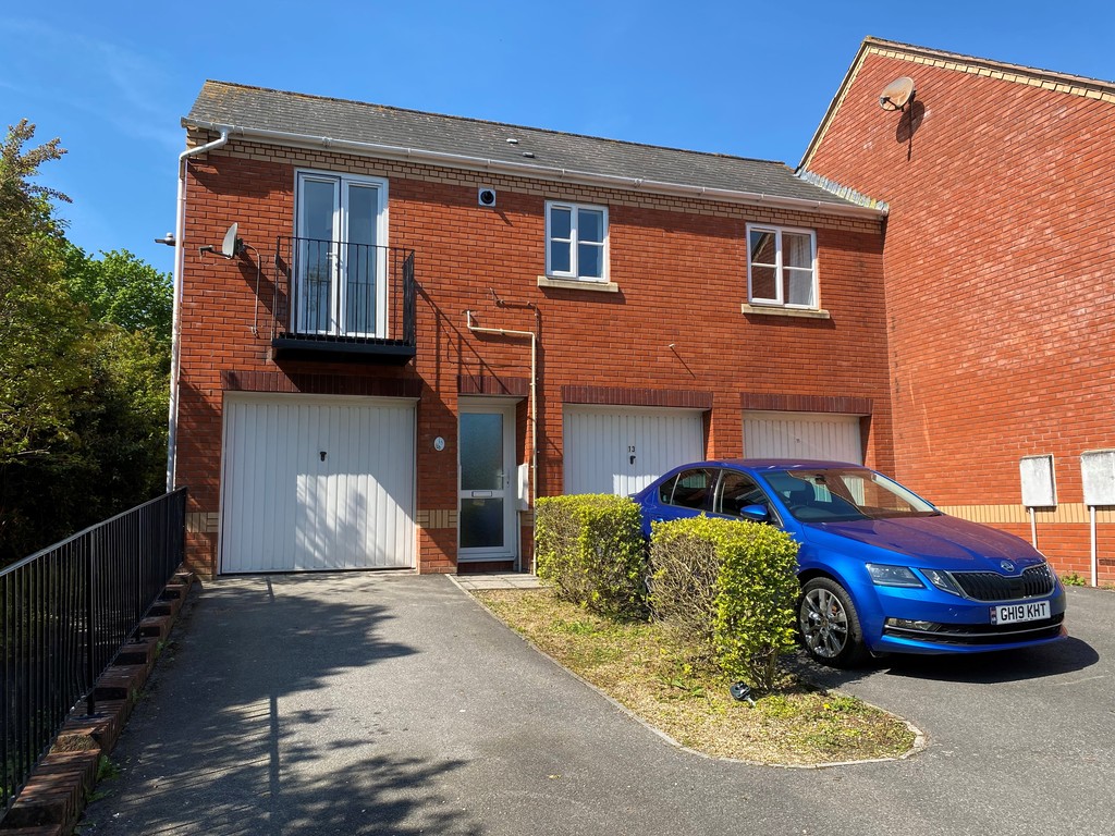 2 bed 1st Floor Flat for rent in Shillingford Abbot. From Martin & Co - Exeter