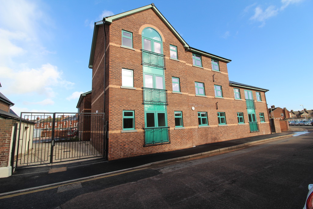 2 bed Apartment for rent in Shillingford Abbot. From Martin & Co - Exeter 2 bed Apartment for rent in Shillingford Abbot. From Martin & Co - Exeter