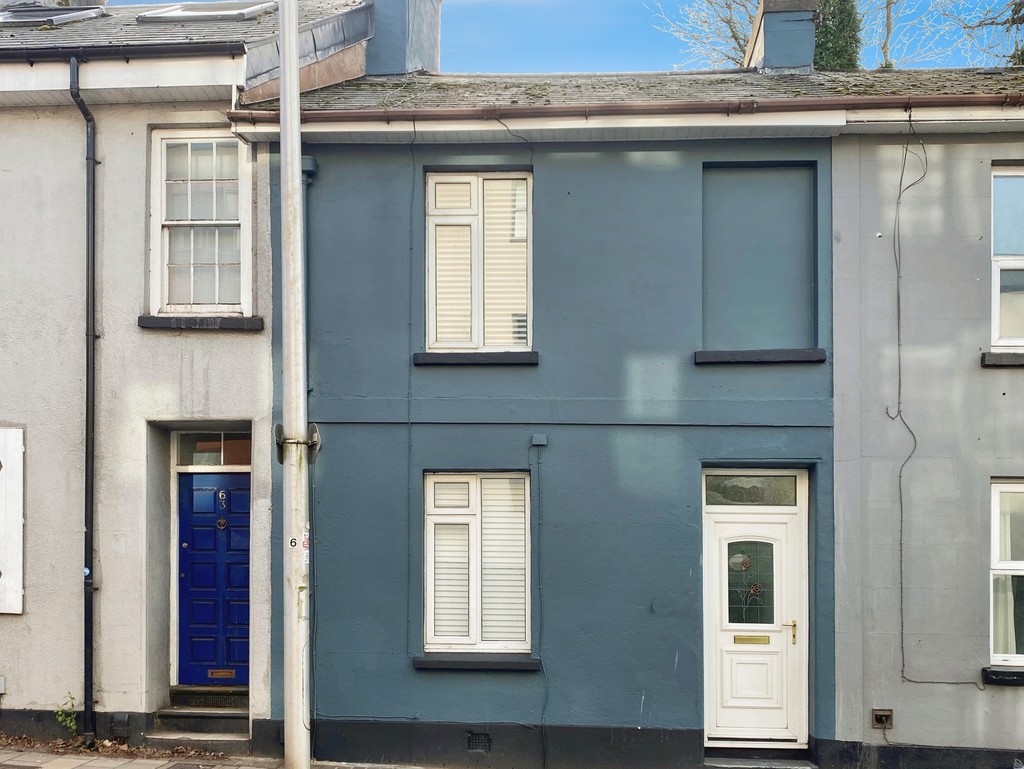 2 bed Mid Terraced House for rent in Exeter. From Martin & Co - Exeter 2 bed Mid Terraced House for rent in Exeter. From Martin & Co - Exeter