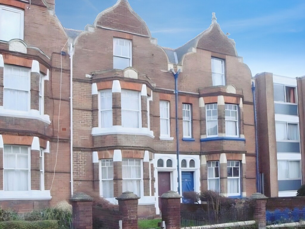 6 bed Mid Terraced House for rent in Devon. From Martin & Co - Exeter 6 bed Mid Terraced House for rent in Devon. From Martin & Co - Exeter