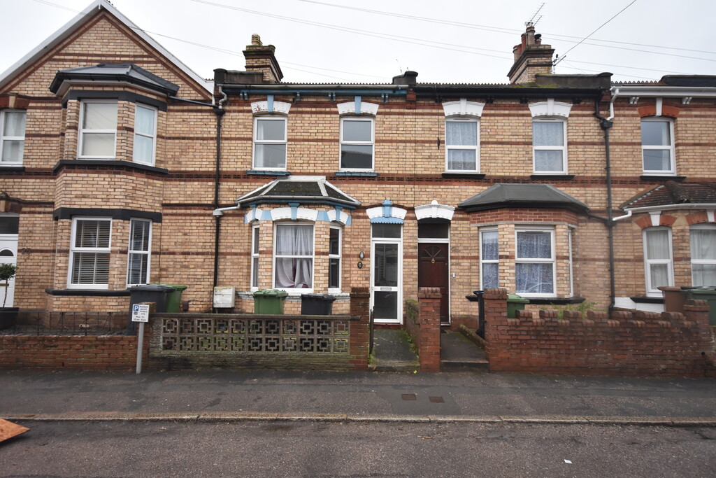 4 bed End of Terrace for rent in Exeter. From Martin & Co - Exeter 4 bed End of Terrace for rent in Exeter. From Martin & Co - Exeter