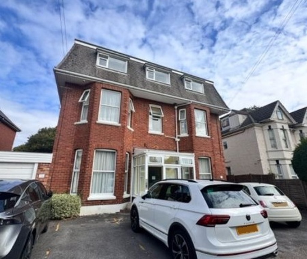 1 bed Apartment for rent in Bournemouth. From Martin & Co - Bournemouth