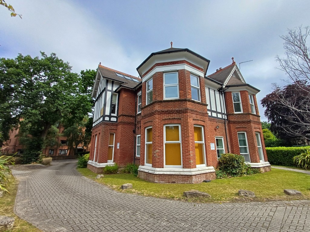 1 bed Apartment for rent in Bournemouth. From Martin & Co - Bournemouth