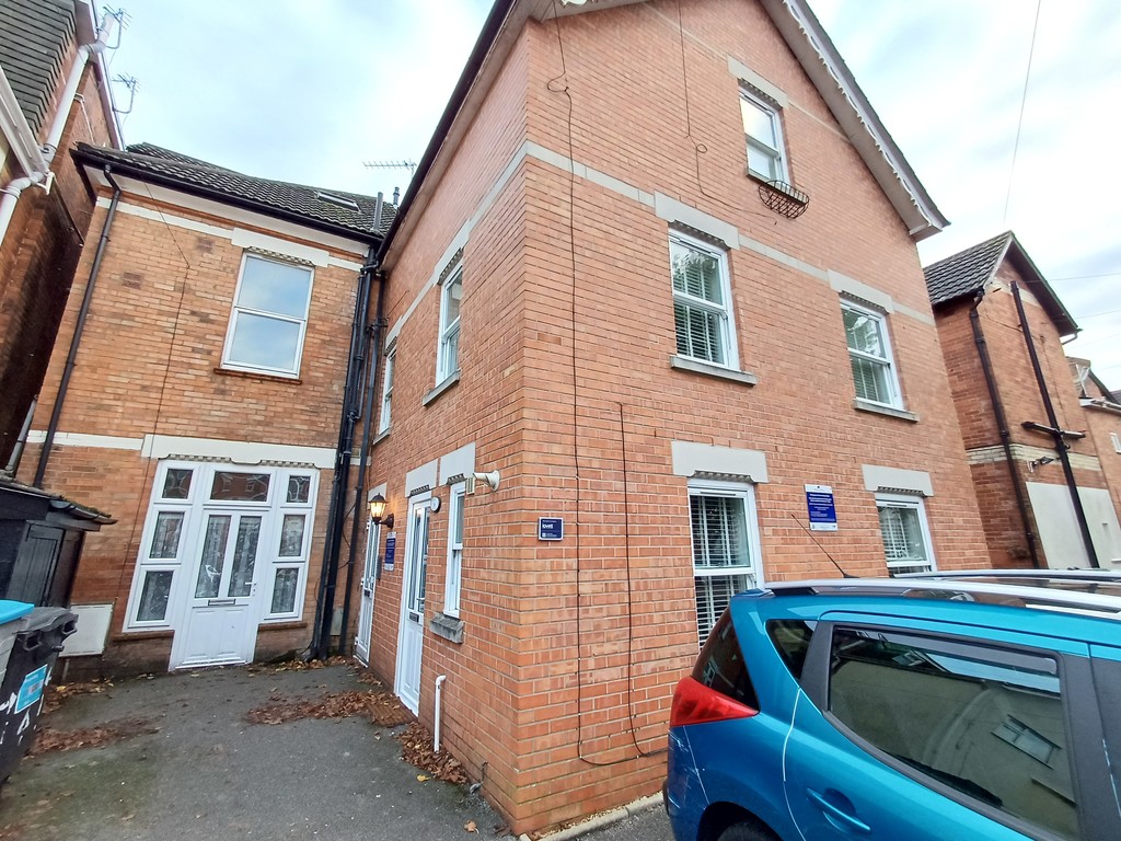 1 bed Apartment for rent in Bournemouth. From Martin & Co - Bournemouth