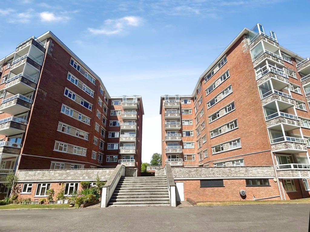 2 bed Apartment for rent in Bournemouth. From Martin & Co - Bournemouth 2 bed Apartment for rent in Bournemouth. From Martin & Co - Bournemouth