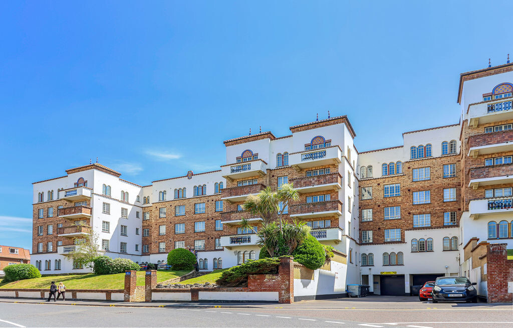 1 bed Apartment for rent in Dorset. From Martin & Co - Bournemouth