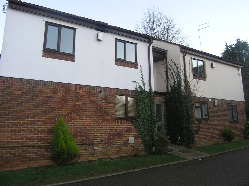 1 bed Ground Floor Flat for rent in Oxfordshire. From Martin & Co - Banbury