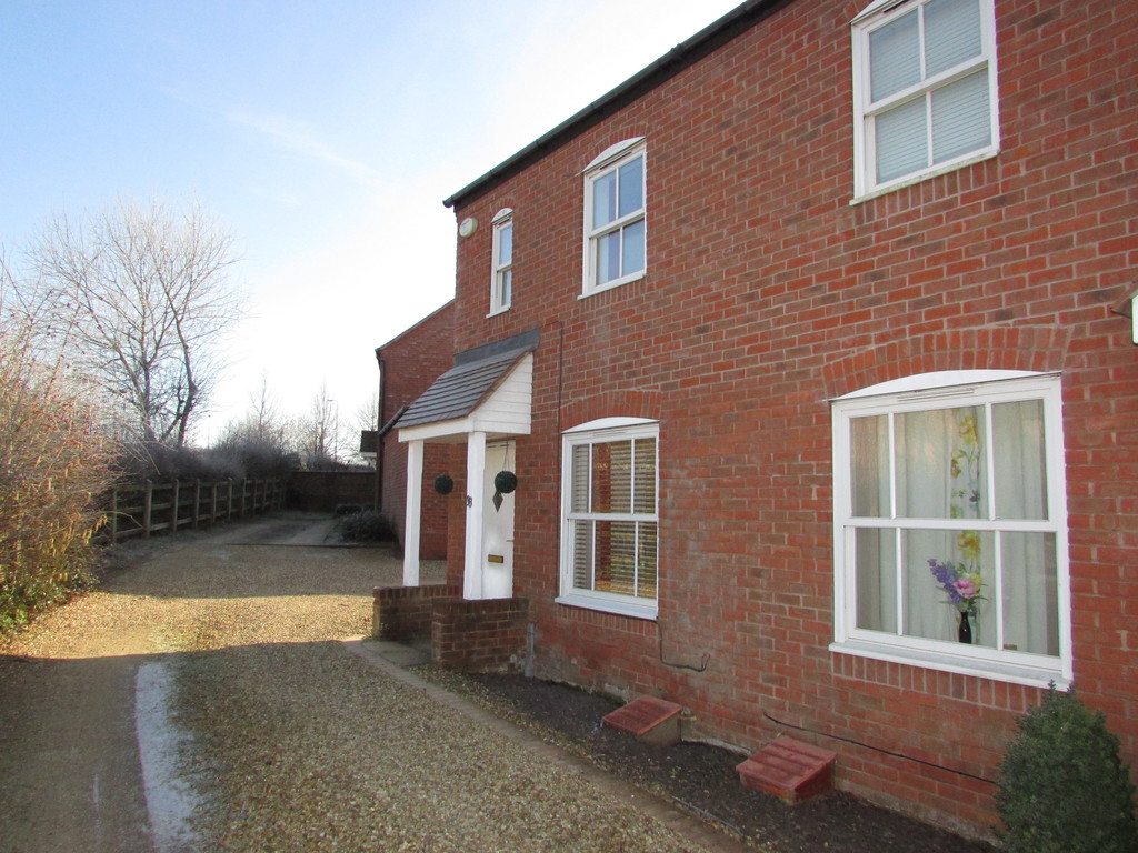 2 bed Semi Detached for rent in Banbury. From Martin & Co - Banbury