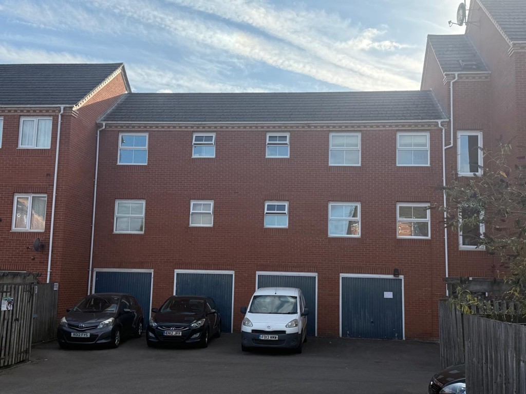 2 bed 1st Floor Flat for rent in Banbury. From Martin & Co - Banbury 2 bed 1st Floor Flat for rent in Banbury. From Martin & Co - Banbury