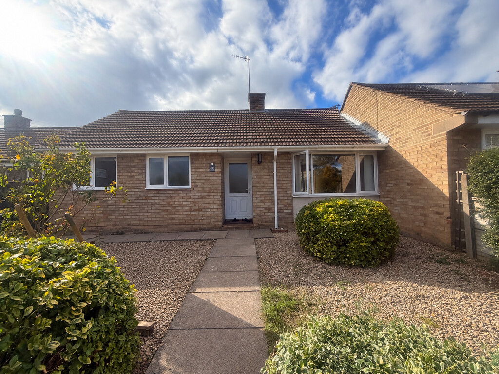 2 bed Detached bungalow for rent in England. From Martin & Co - Banbury 2 bed Detached bungalow for rent in England. From Martin & Co - Banbury