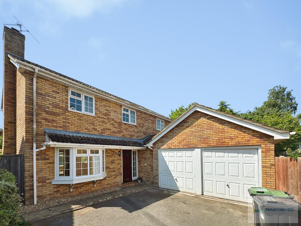 4 bed Detached for rent in Crow. From Martin & Co - Ringwood