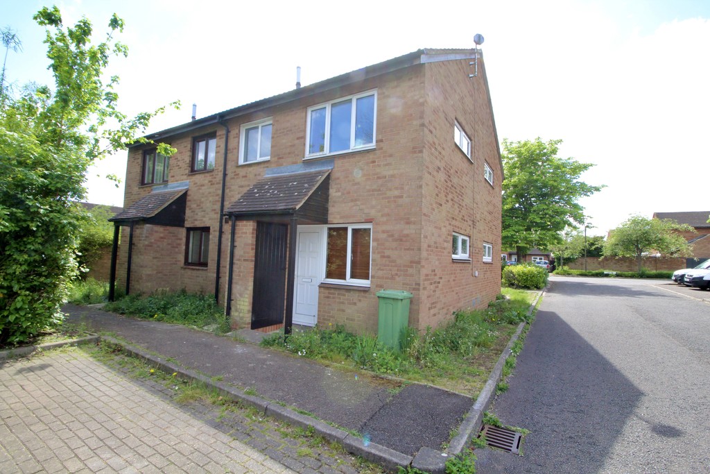 1 bed End Terraced House for rent in Calverton. From Martin & Co - Milton Keynes