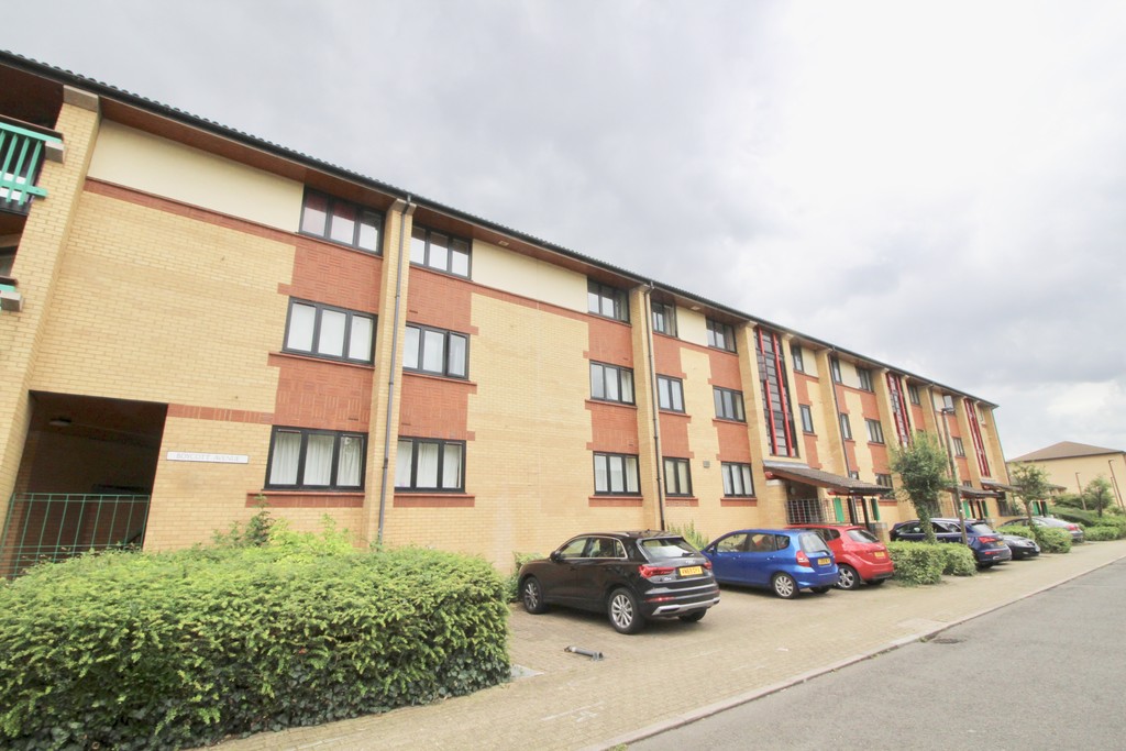 1 bed Apartment for rent in Bucks. From Martin & Co - Milton Keynes 1 bed Apartment for rent in Bucks. From Martin & Co - Milton Keynes