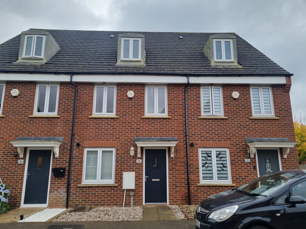 3 bed Mid Terraced House for rent in Milton Keynes. From Martin & Co - Milton Keynes
