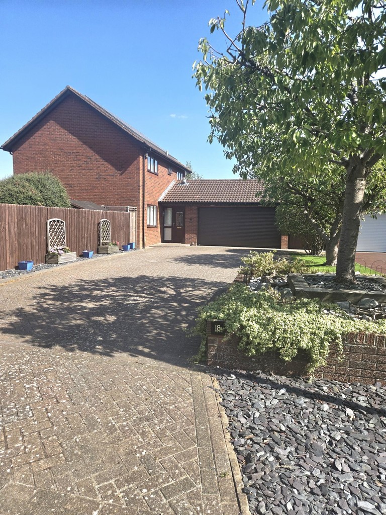 4 bed Detached for rent in Buckinghamshire. From Martin & Co - Milton Keynes