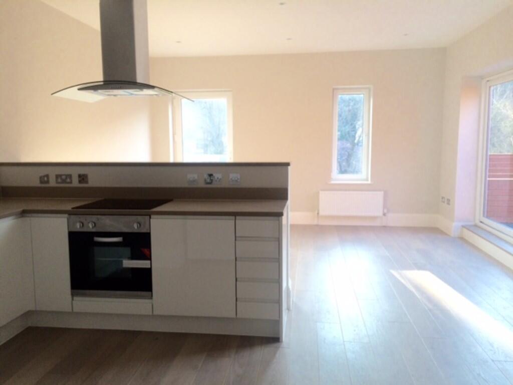 1 bed Apartment for rent in Caterham. From Martin & Co - Caterham