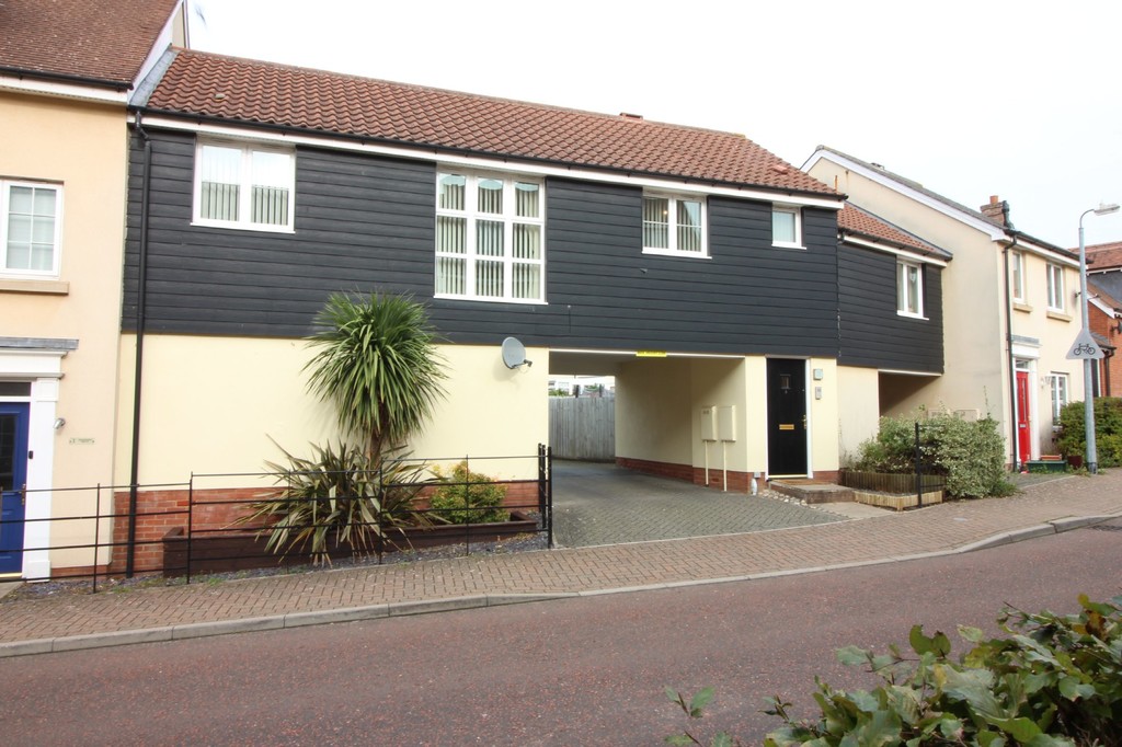 1 bed Annexe for rent in Workhouse Hill. From Martin & Co - Colchester