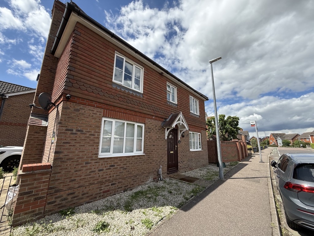 3 bed Detached for rent in Workhouse Hill. From Martin & Co - Colchester
