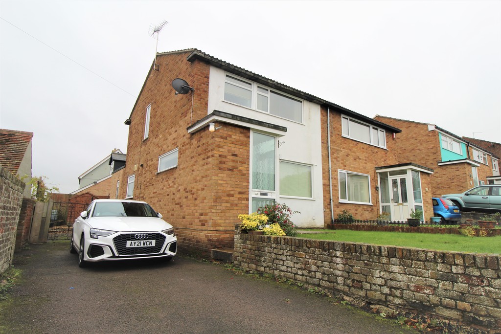 3 bed Semi Detached for rent in Essex. From Martin & Co - Colchester 3 bed Semi Detached for rent in Essex. From Martin & Co - Colchester