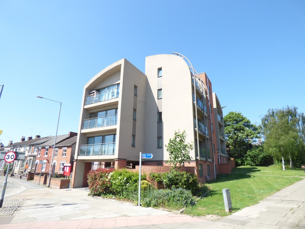 1 bed Apartment for rent in Essex. From Martin & Co - Colchester