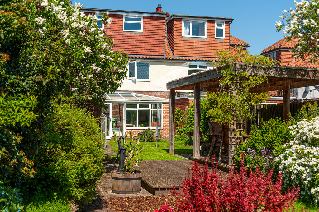 4 bed Semi Detached for rent in North Yorkshire. From Martin & Co - York