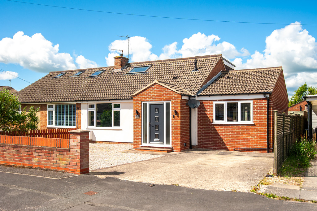 4 bed Detached bungalow for rent in North Yorkshire. From Martin & Co - York 4 bed Detached bungalow for rent in North Yorkshire. From Martin & Co - York