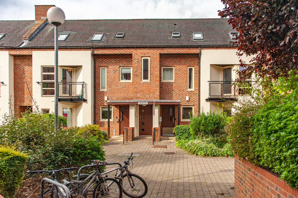 2 bed Apartment for rent in North Yorkshire. From Martin & Co - York 2 bed Apartment for rent in North Yorkshire. From Martin & Co - York