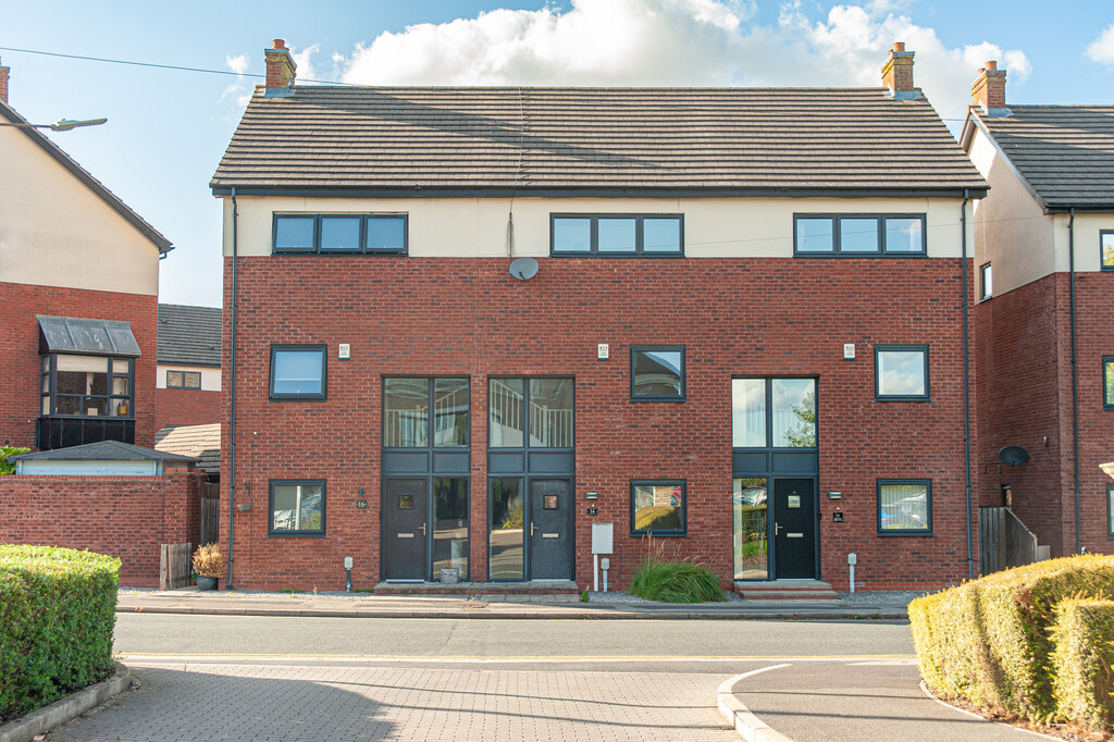 4 bed Town House for rent in Beverley. From Martin & Co - York 4 bed Town House for rent in Beverley. From Martin & Co - York