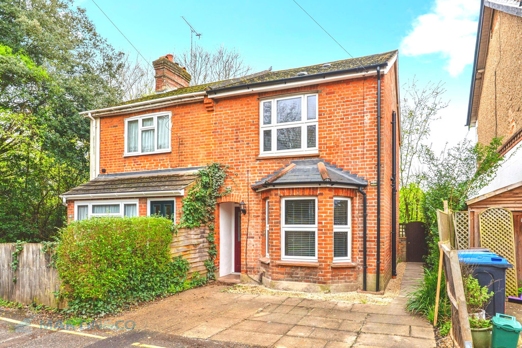 3 bed Semi Detached for rent in Woking. From Martin & Co - Woking