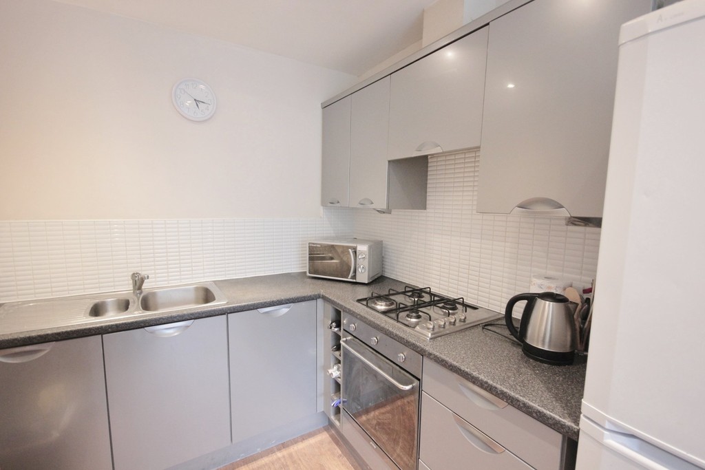 4 bed Town House for rent in South Yorkshire. From Martin & Co - Sheffield City