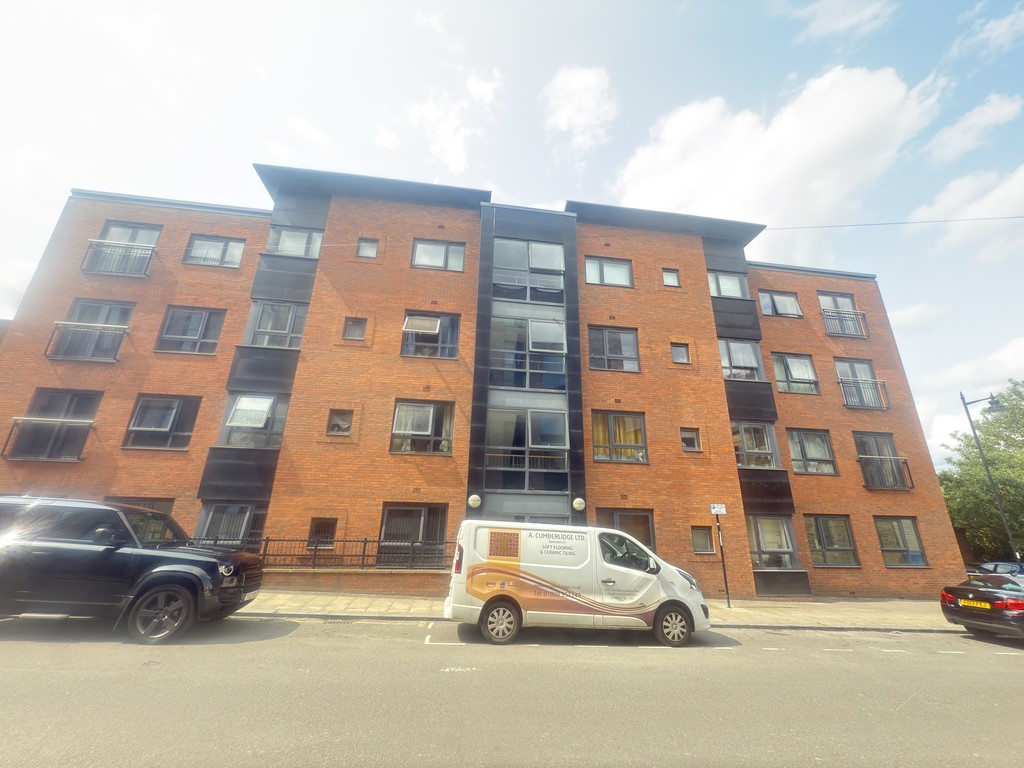 1 bed 1st Floor Flat for rent in South Yorkshire. From Martin & Co - Sheffield City