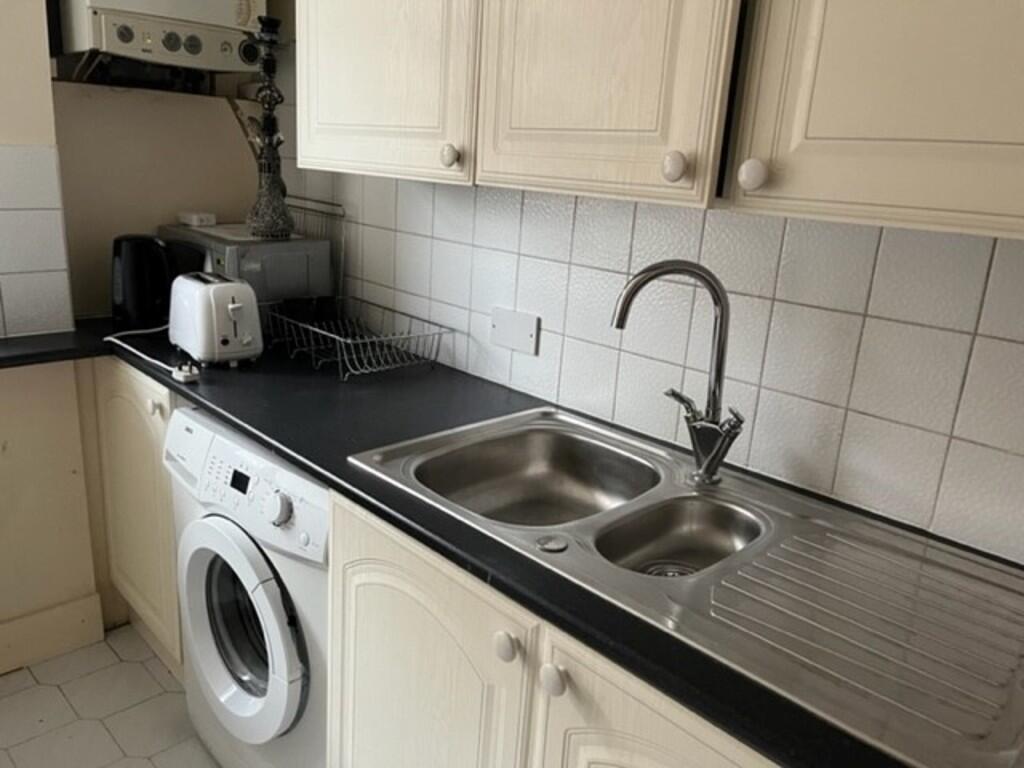 1 bed Apartment for rent in Guildford. From Martin & Co - Guildford