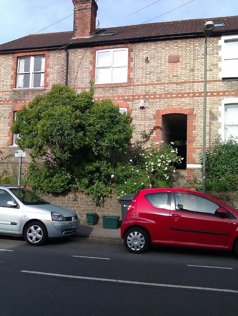 4 bed Semi Detached for rent in Guildford. From Martin & Co - Guildford
