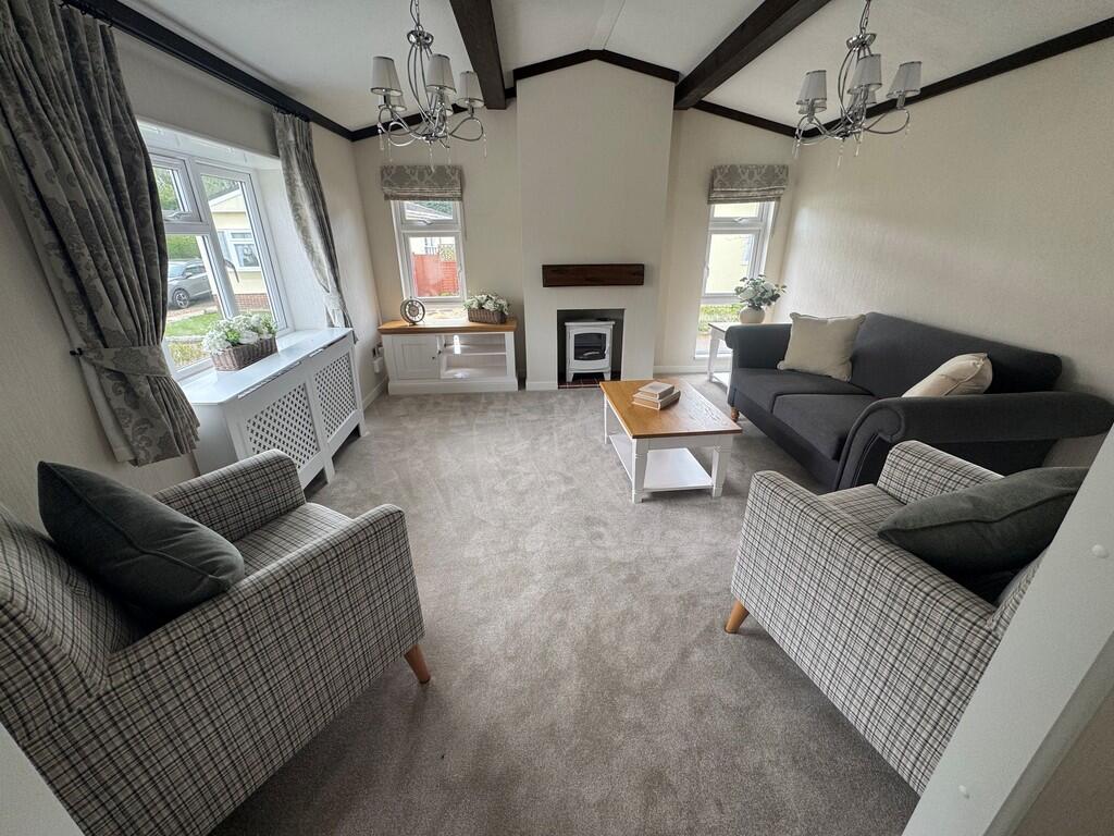 2 bed Detached bungalow for rent in Thursley. From Martin & Co - Guildford