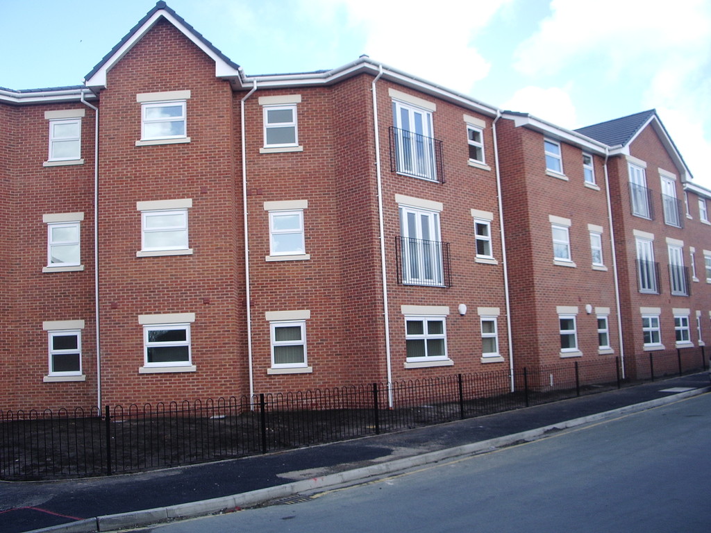 2 bed Apartment for rent in Widnes. From Martin & Co - Widnes