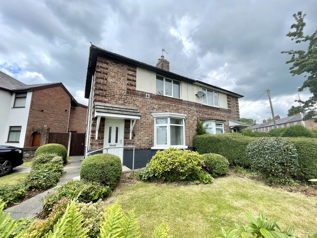 3 bed Semi-Detached House for rent in Cheshire. From Martin & Co - Widnes