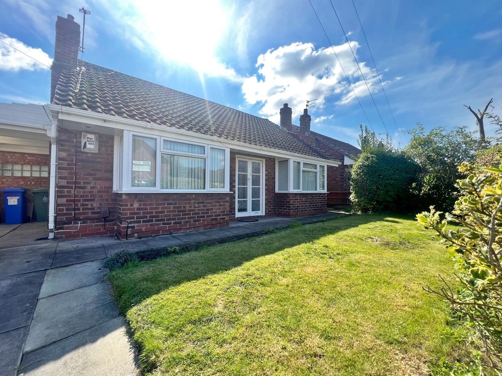 2 bed Detached bungalow for rent in Cheshire. From Martin & Co - Widnes