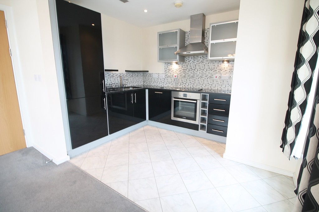 2 bed Apartment for rent in Runcorn. From Martin & Co - Widnes