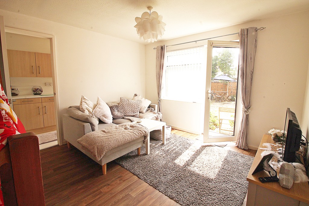 1 bed Cluster Home for rent in Cheshire. From Martin & Co - Widnes