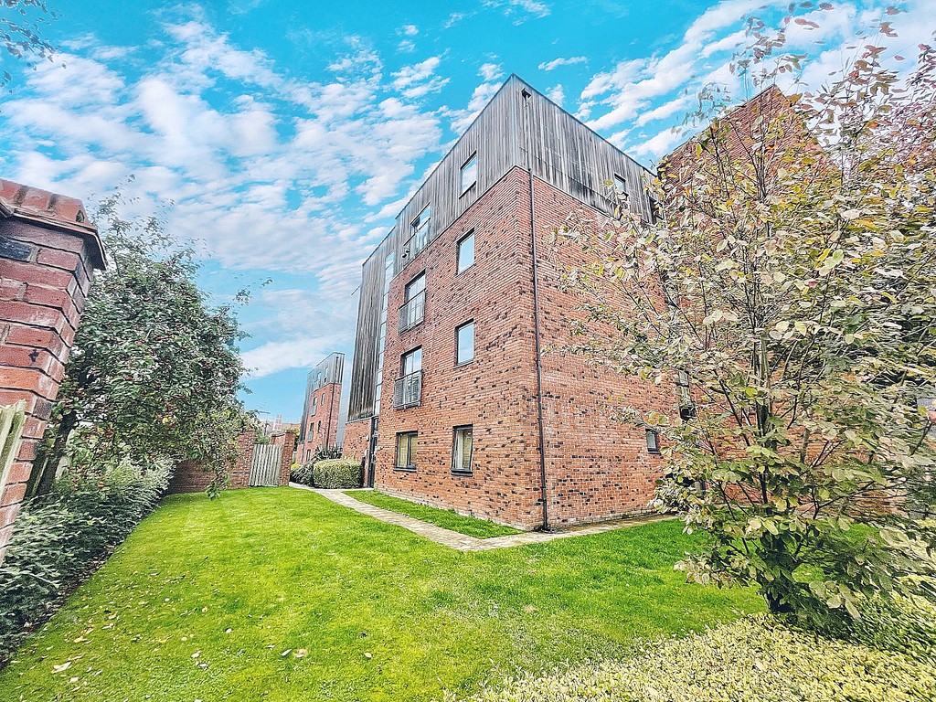 1 bed Apartment for rent in Cheshire. From Martin & Co - Widnes