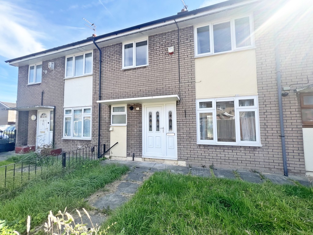 3 bed Mid Terraced House for rent in Cronton. From Martin & Co - Widnes
