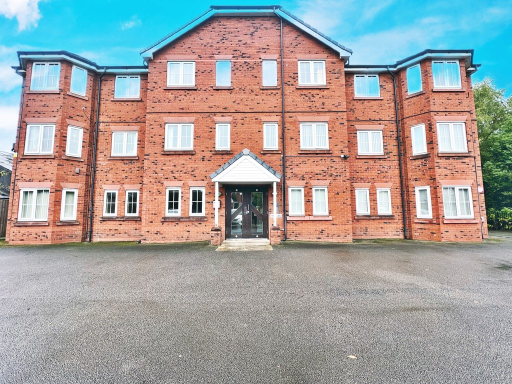 2 bed Apartment for rent in Cheshire. From Martin & Co - Widnes