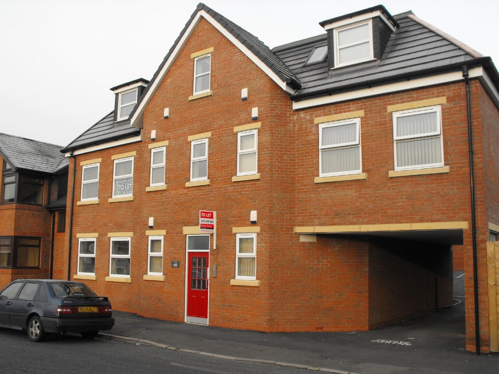 2 bed Apartment for rent in Cheshire. From Martin & Co - Widnes