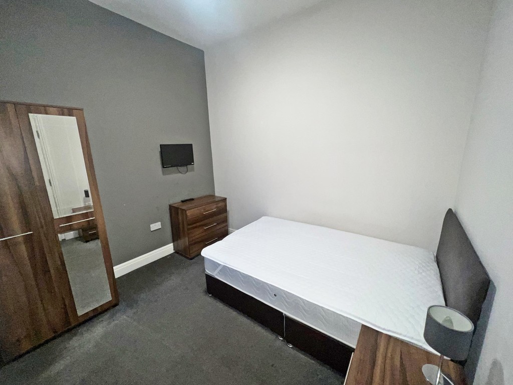 1 bed House Share for rent in Cheshire. From Martin & Co - Widnes