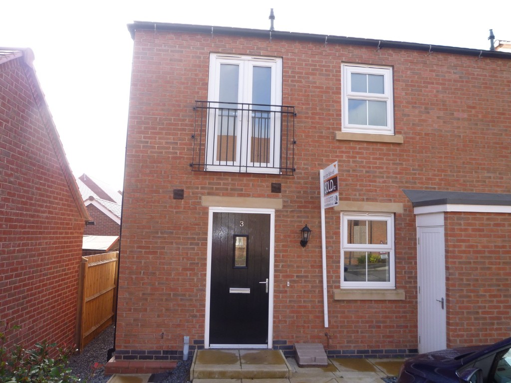 2 bed Town House for rent in Swadlincote. From Martin & Co - Coalville
