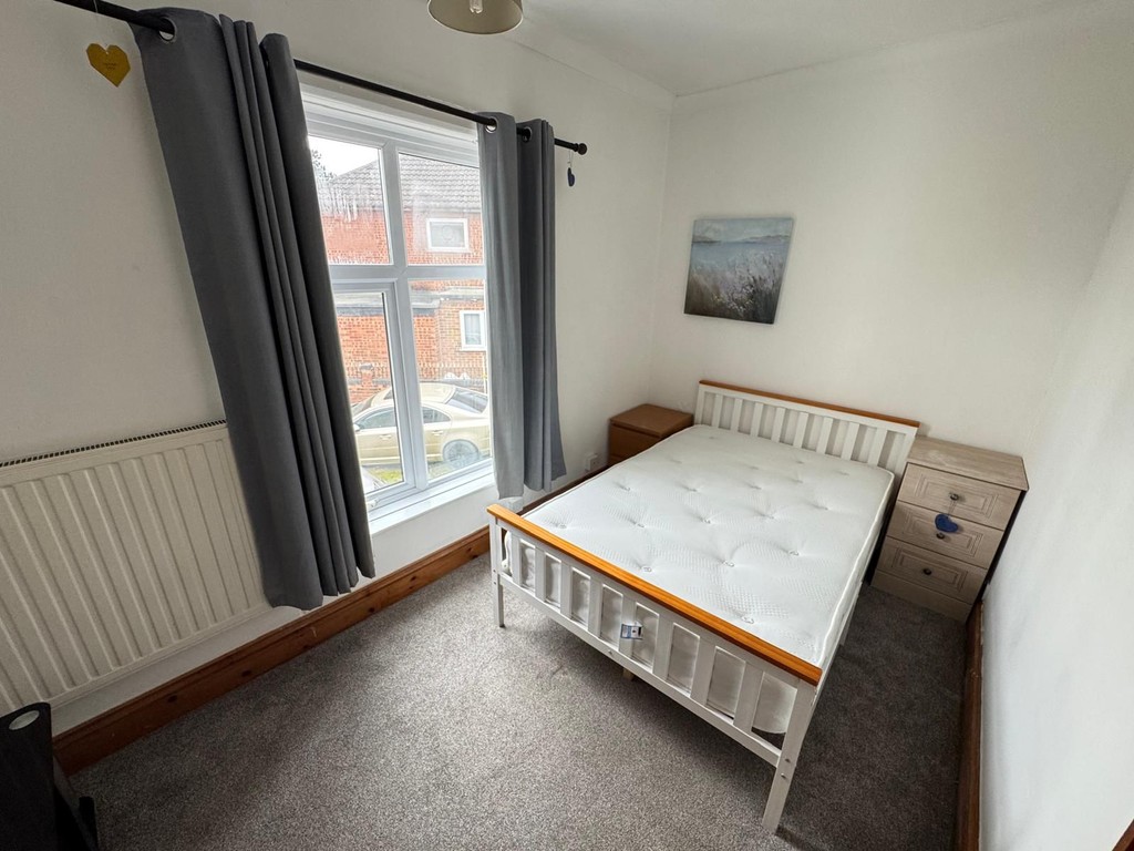 1 bed House Share for rent in Leicestershire. From Martin & Co - Coalville