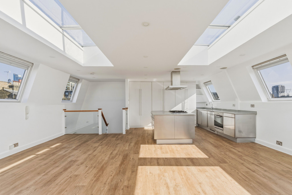 3 bed Apartment for rent in London. From Martin & Co - Chelsea