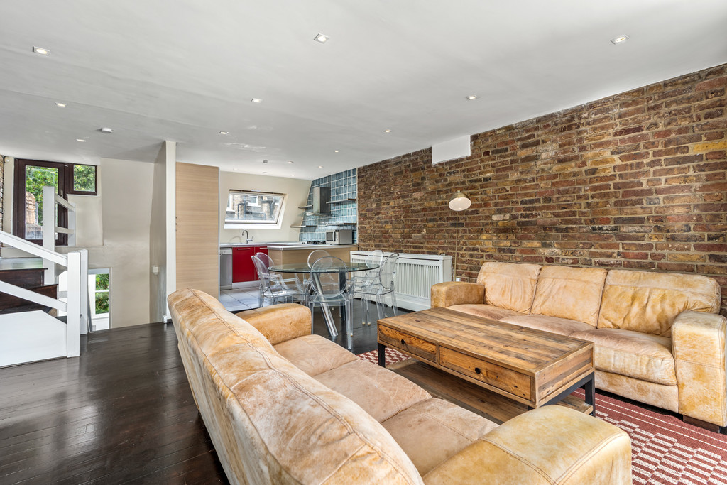 3 bed Apartment for rent in London. From Martin & Co - Chelsea