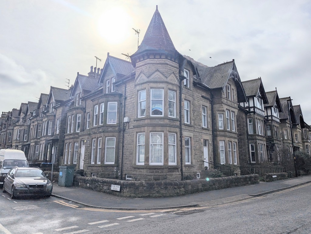 2 bed 1st Floor Flat for rent in Harrogate. From Martin & Co - Harrogate